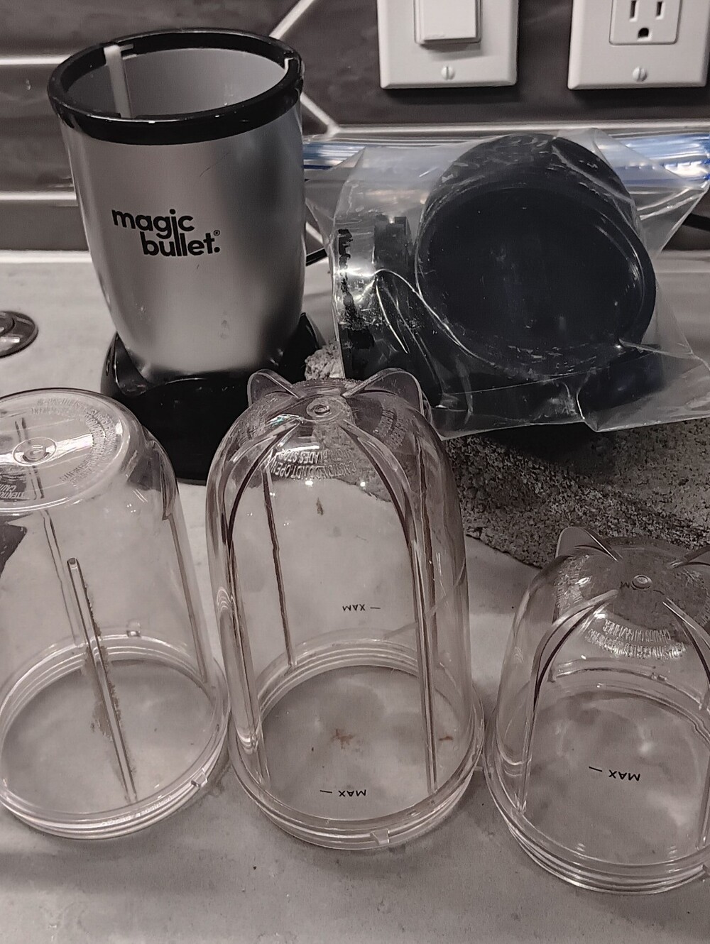 Magic Bullet Blender Base with Clear Cups - Silver/Black